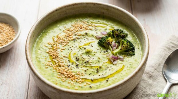 Soupe de brocolis au sésame sans gluten sans lactose