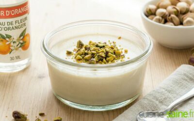 Mouhalabié végétal : le flan libanais à l’amande et fleur d’oranger