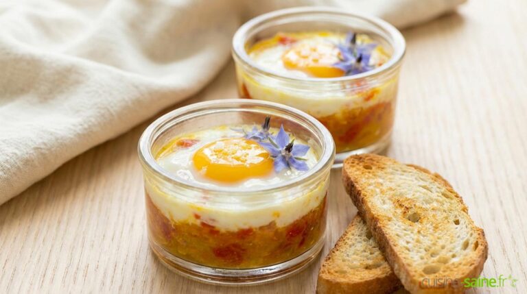 Œufs cocotte à la tomate et curcuma