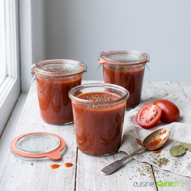 Conserve de sauce tomate aux herbes