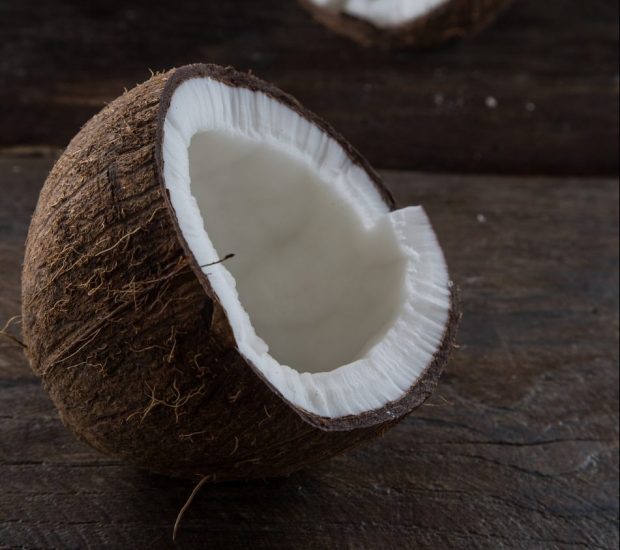 Pourquoi l’huile de coco est plébiscitée en cas de maladie d’Alzheimer ?