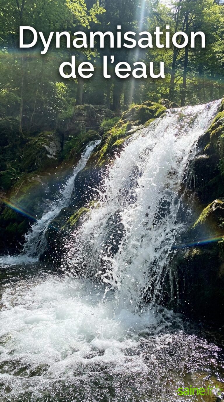 L'eau qui tombe en cascade s'aère et s'oxygène