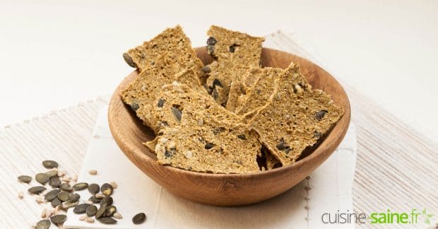 Crackers au sarrasin aux graines anti-inflammatoires sans gluten ni lactose