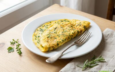 Omelette aux herbes fraîches : persil, ciboulette et curcuma