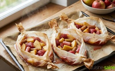 Papillote de fruits de saison aux épices douces : pomme, rhubarbe et fraise