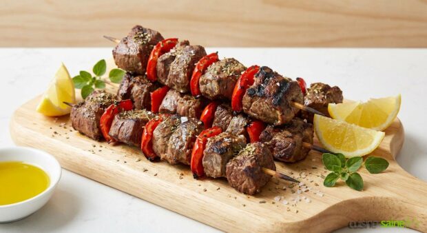 Brochettes d'agneau mariné