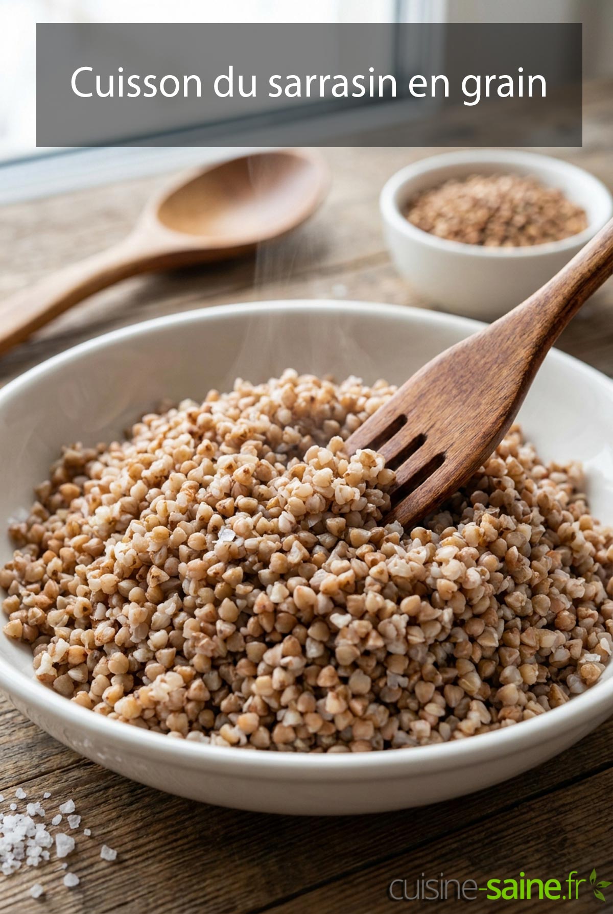 Bol de sarrasin en grain après cuisson