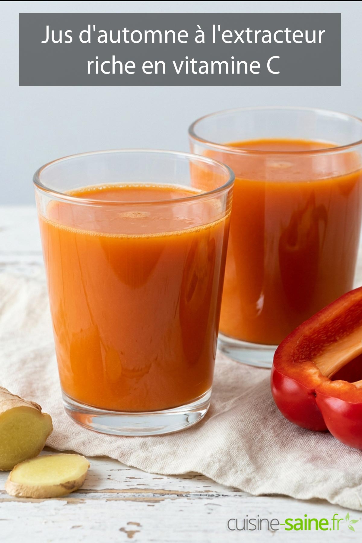 Recette de jus d'automne à l'extracteur carotte, pomme, poivron rouge et gingembre