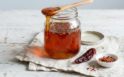 Miel pimenté maison (hot honey) : la recette facile et sûre