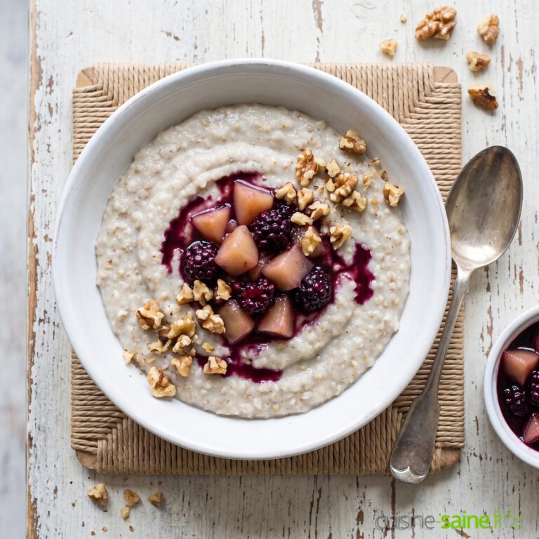 Porridge d'automne aux flocons de sarrasin